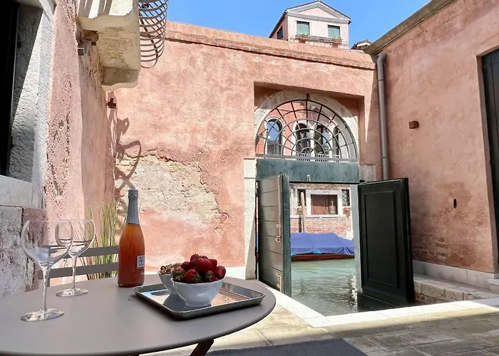 Διαμέρισμα Vendramin Canal View Βενετία