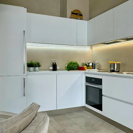 Vendramin Canal View *