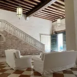 Vendramin Canal View Apartment
