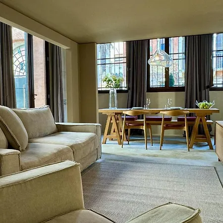 Vendramin Canal View Apartment