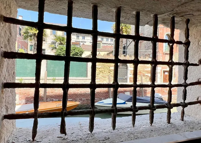 Vendramin Canal View דירה *