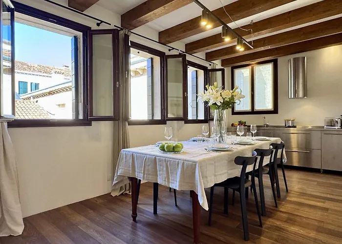 Vendramin Canal View דירה
